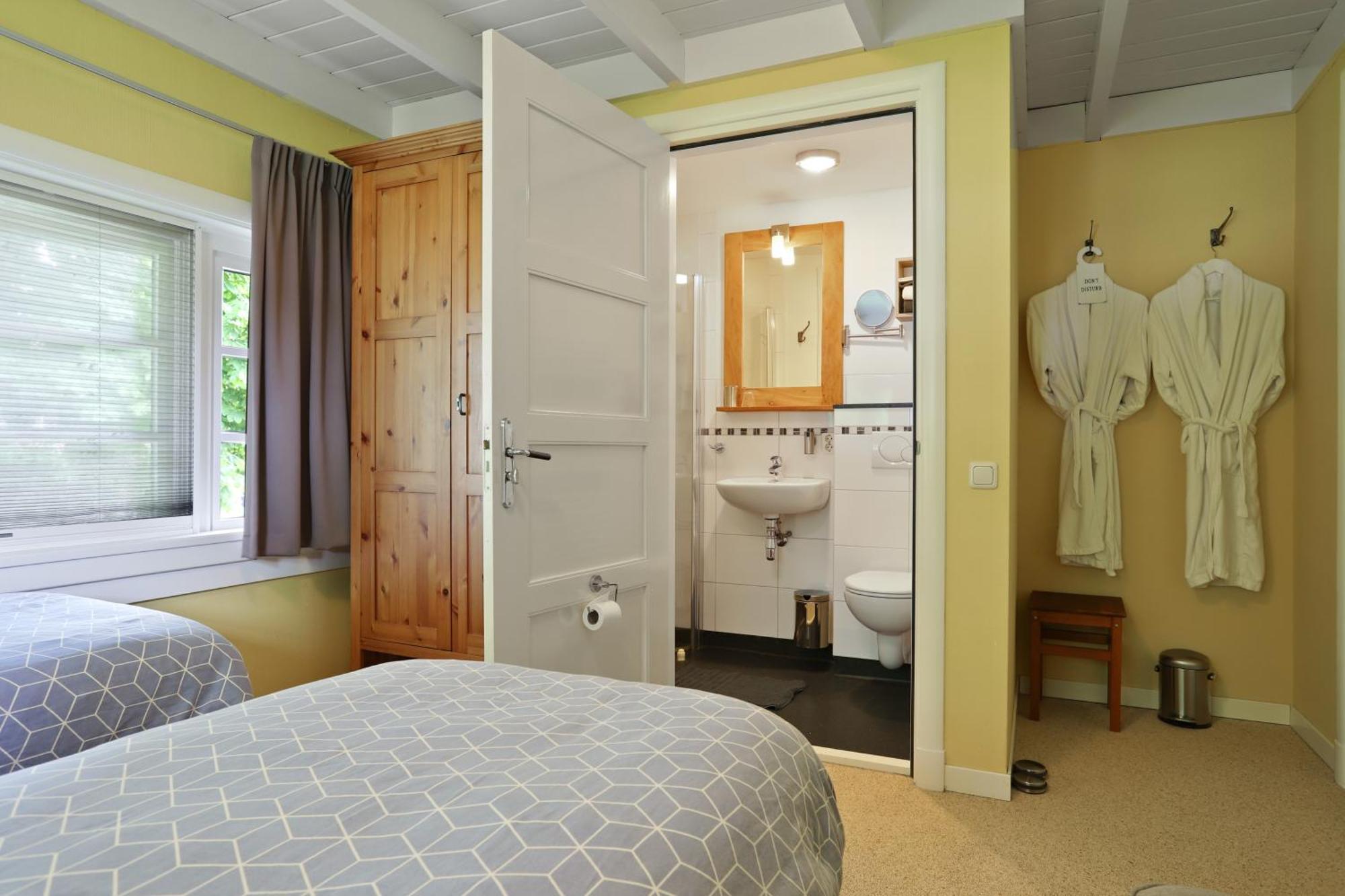 Bed and breakfast - Sauna D'olle Pastorie Vierhuizen